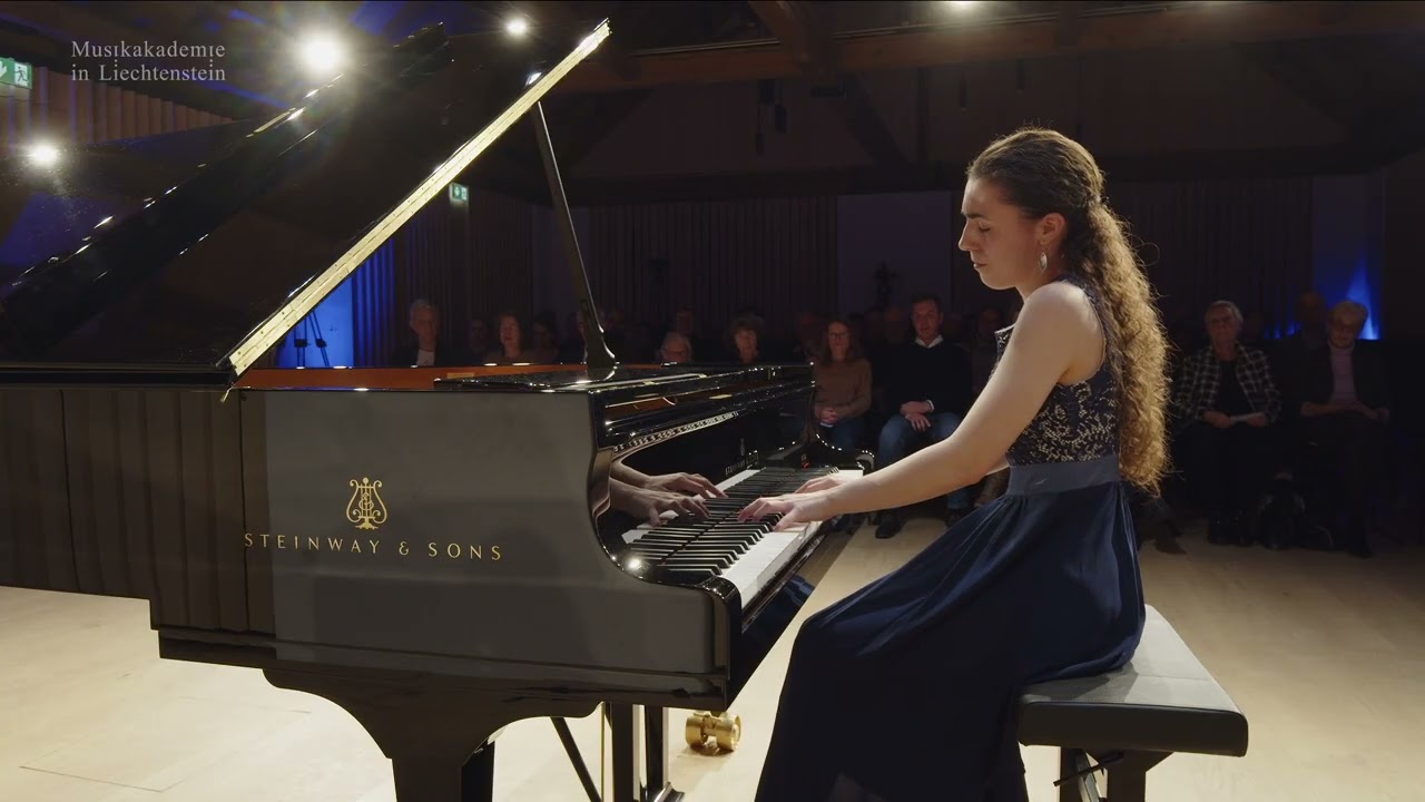 Clementi | Piano Sonata in F-sharp minor, Op. 25 No. 5 | Vera Cecino
