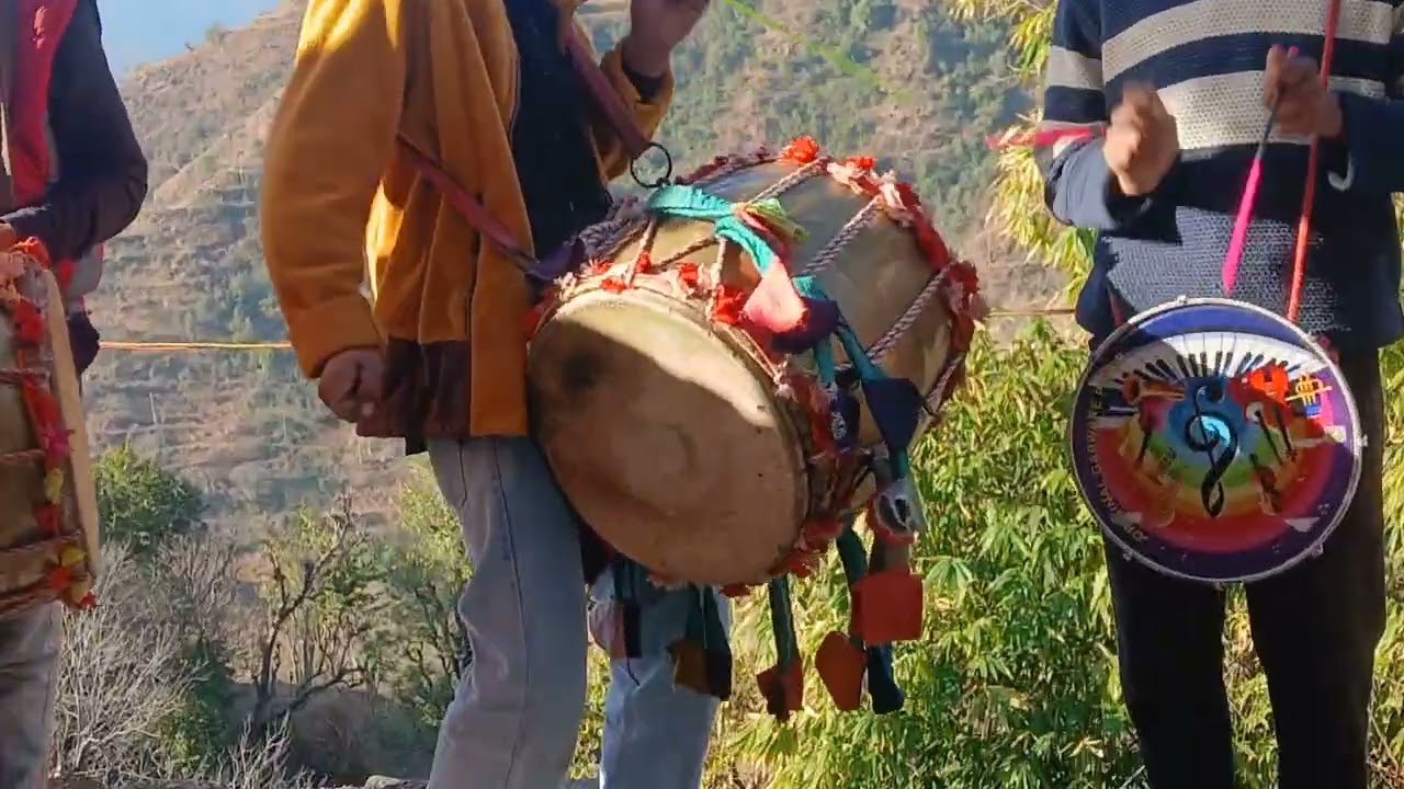सुबह की आरती नाटी मे 