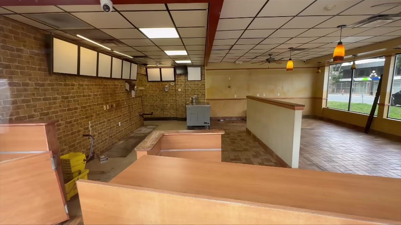Big chain, big change: Two longtime businesses pull out of downtown Victoria