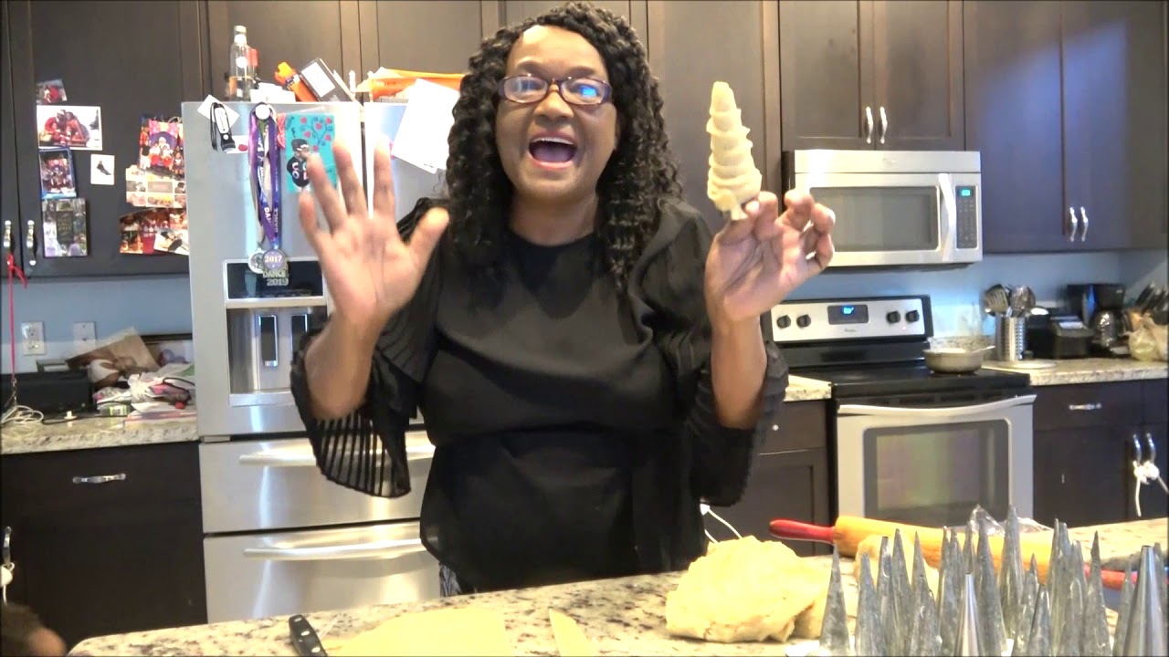Vin aprann kijan pou fè Konè ak Vyan moulin /How to Make Cone with ground beef