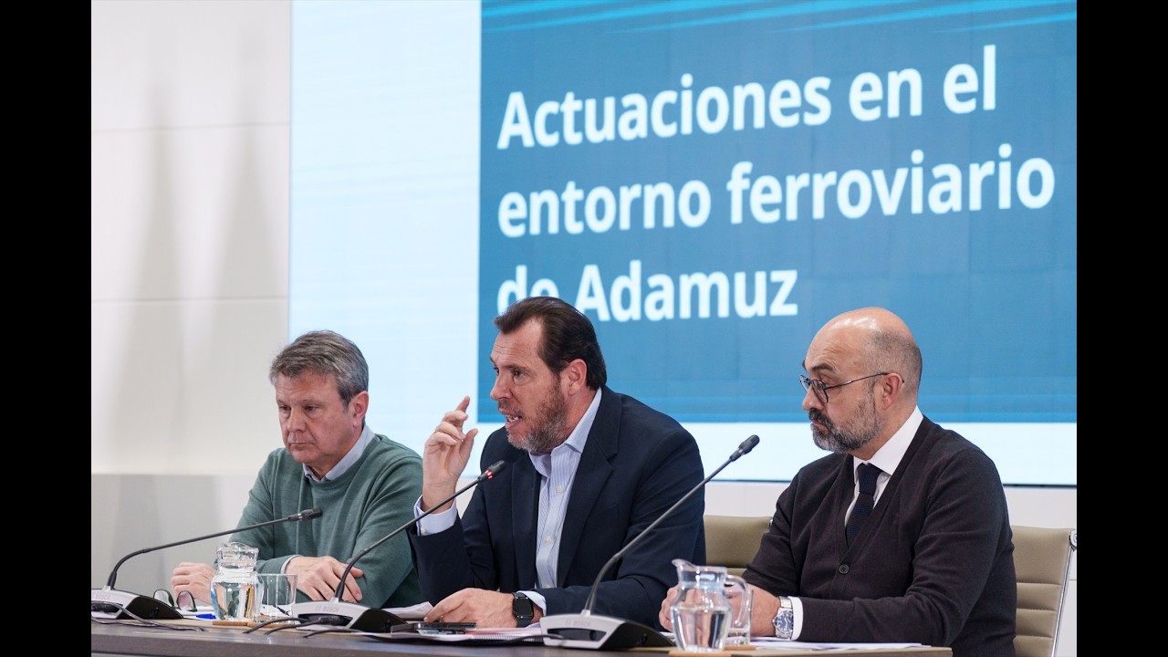 Rueda de prensa del ministro de Transportes y Movilidad Sostenible, Óscar Puente