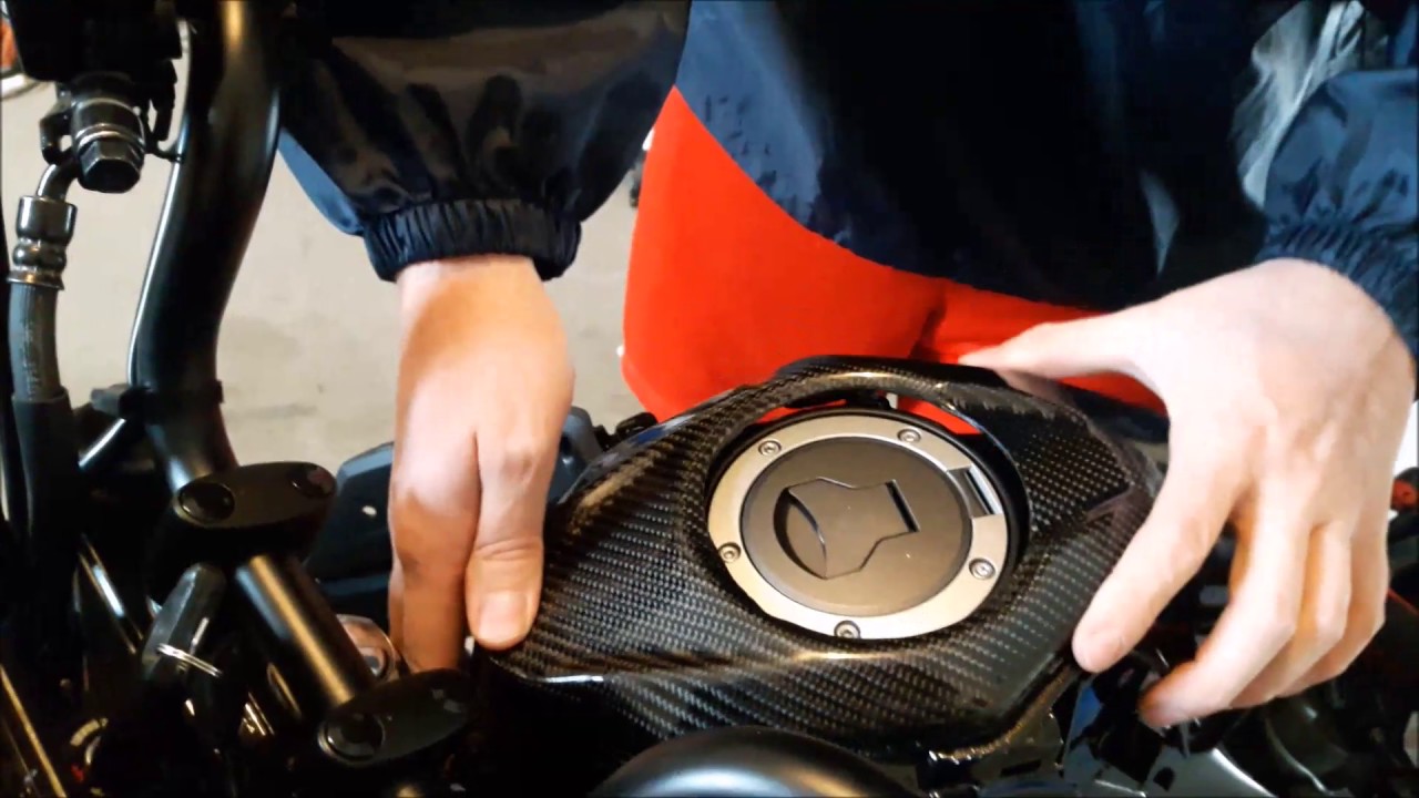 2017 Honda Grom SF tank cover install