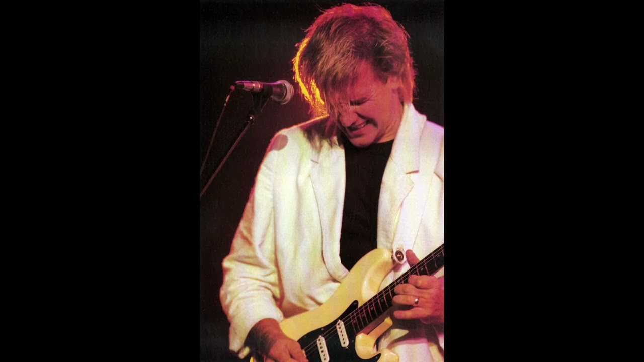 Rush - Middletown Dreams (Isolated Guitar)