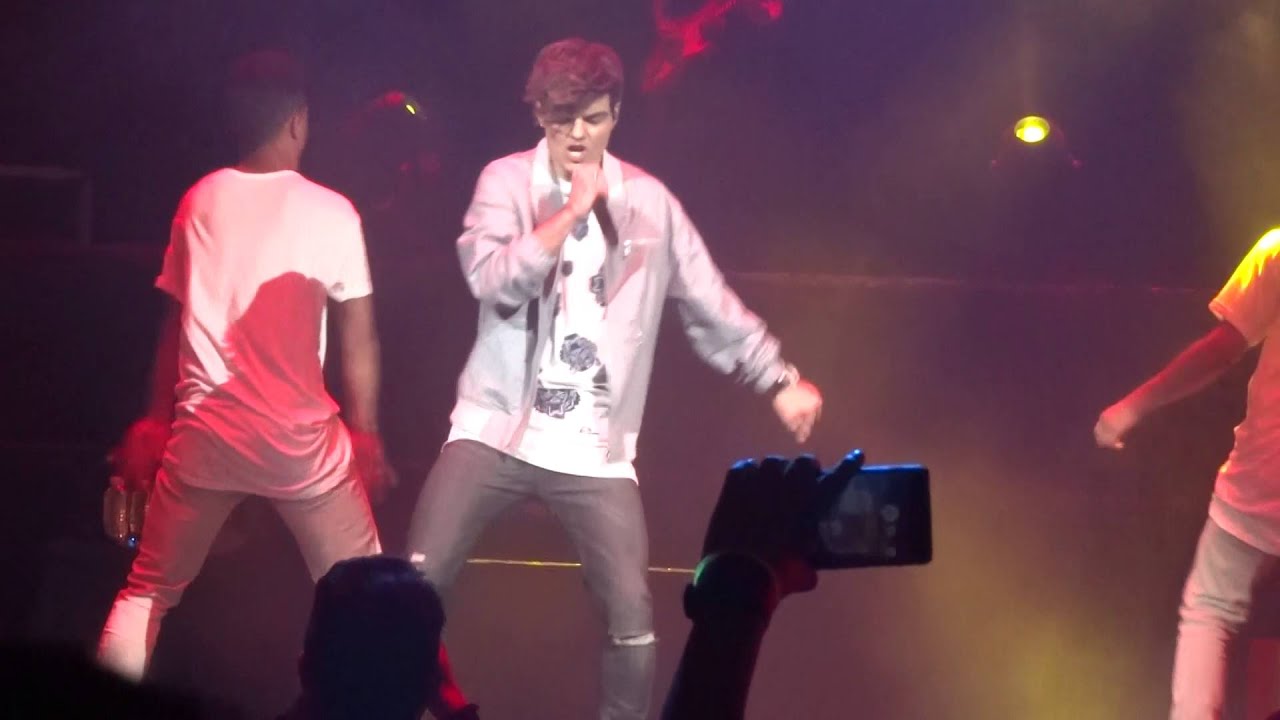 Abraham Mateo - Mueve - Teatro Metropólitan (05-marzo-2016)