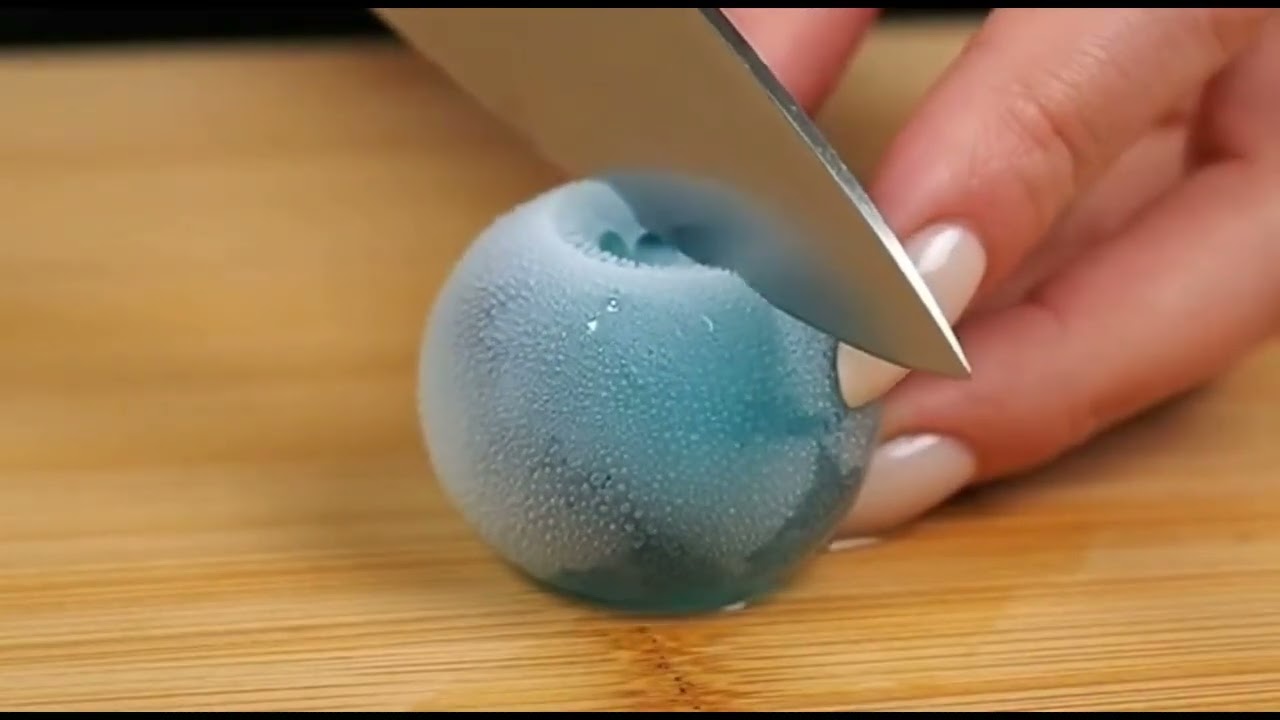 10 Minutes Of AI ASMR Fruit Cutting Videos.