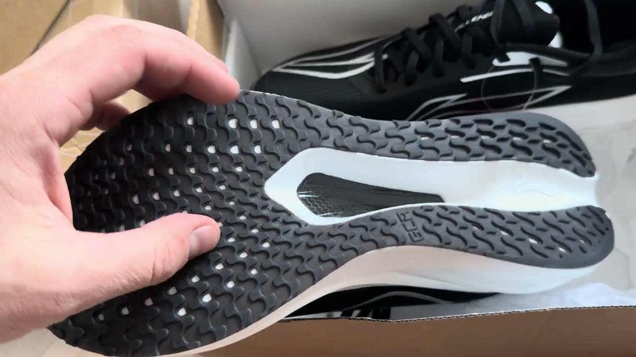 Обзор Li-Ning Feidian 5 Challenger 