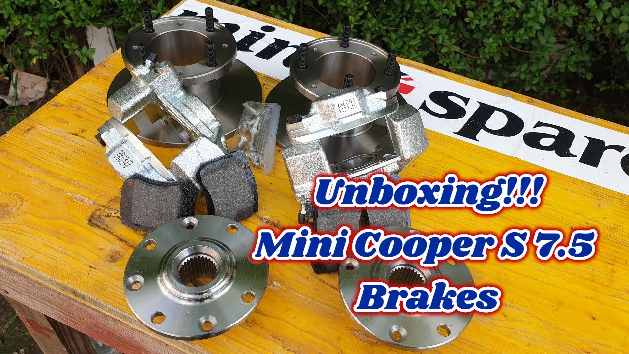 Who Doesn't Like an Unboxing Video! Classic Mini 7.5 Cooper S Brake Conversion
