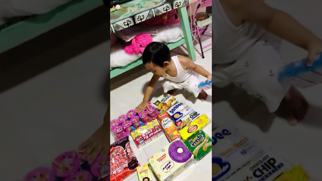 Happy ang mga kids marami sila food salamat sa Dios