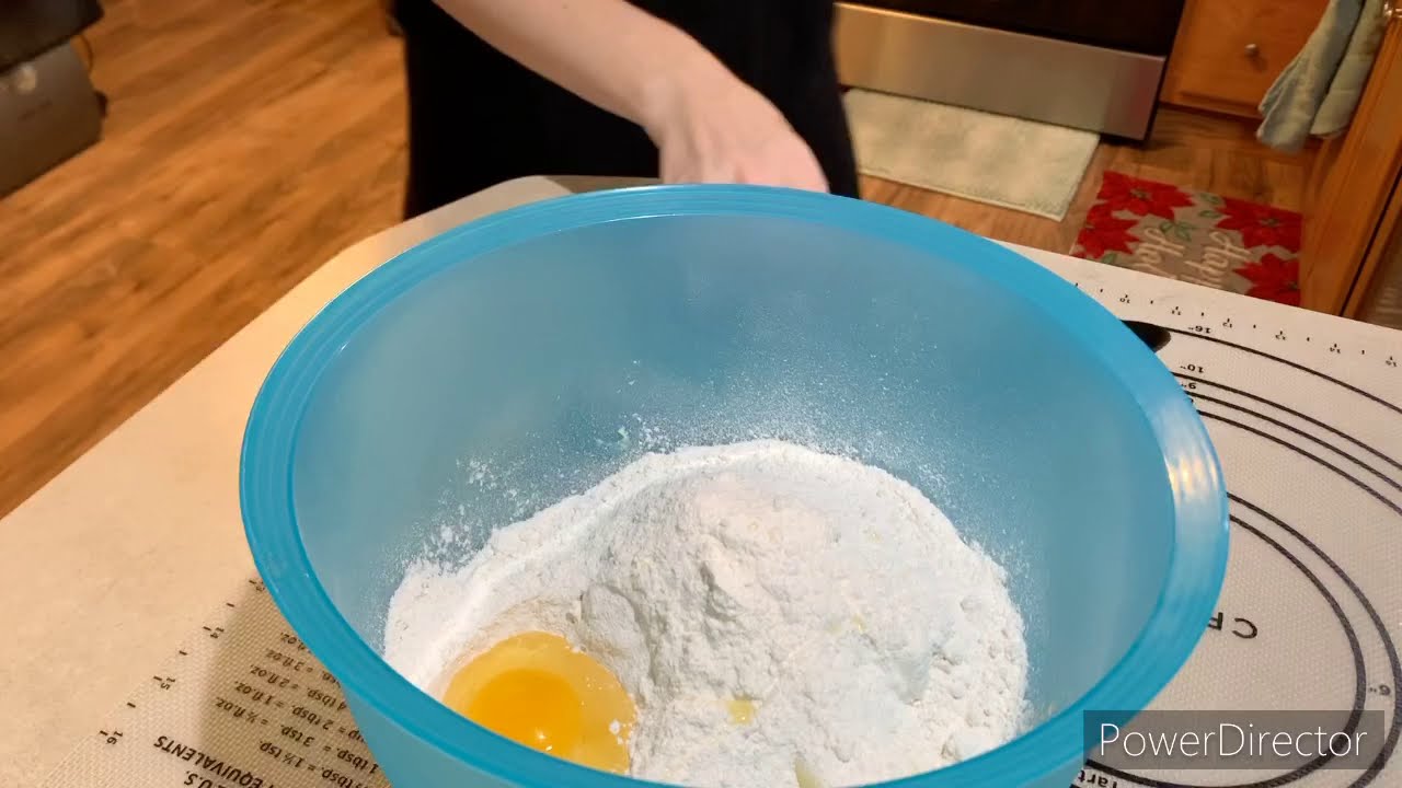 Aldi’s versus Betty Crocker Sugar Cookies
