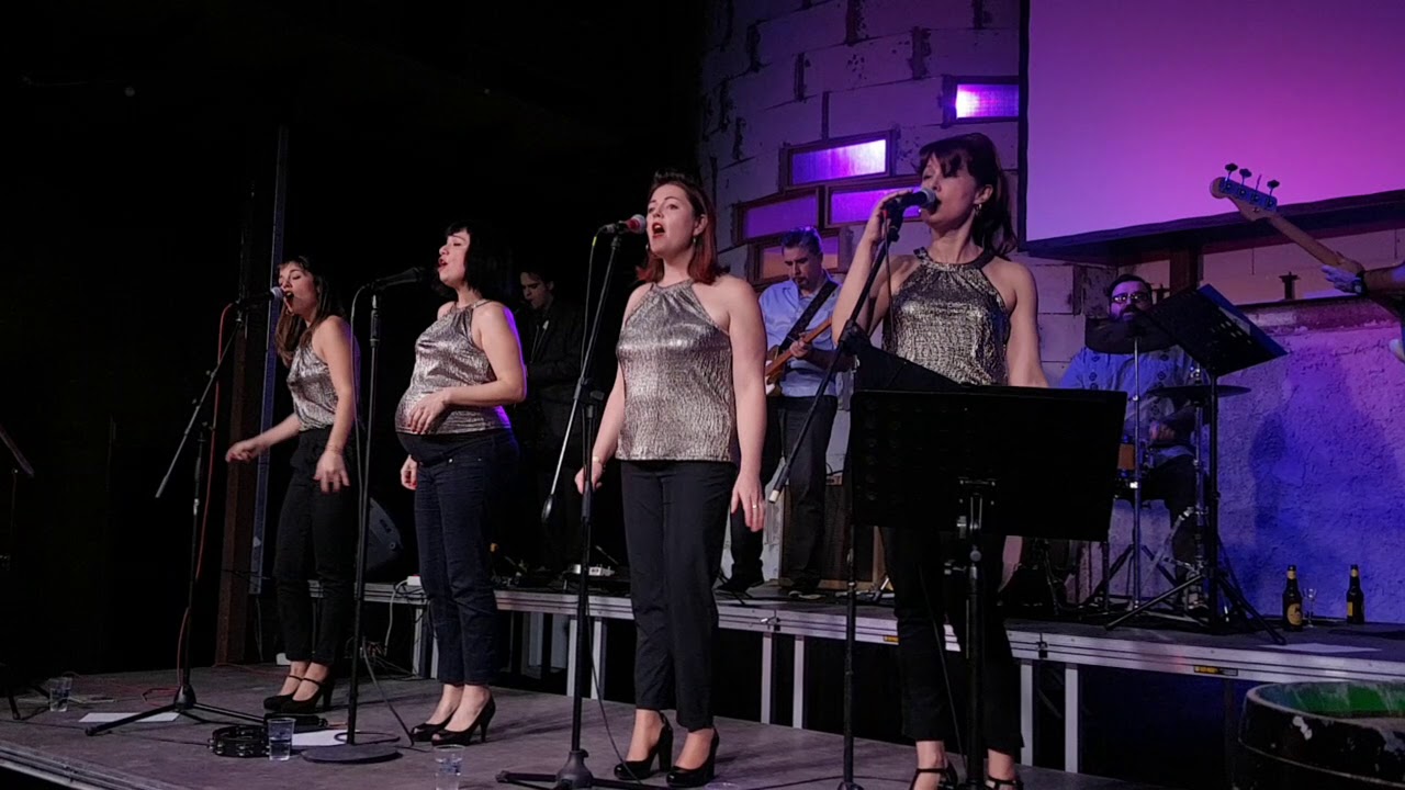 The SPARKLES  - SHOOT THE CURL  (Honeys, Brian Wilson cover) live at La Nau (Dec'2018)