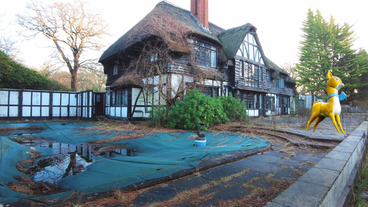 We Explore ABANDONED £6 MILLION Mansion Left To ROT | We Had To Evade SECURITY!