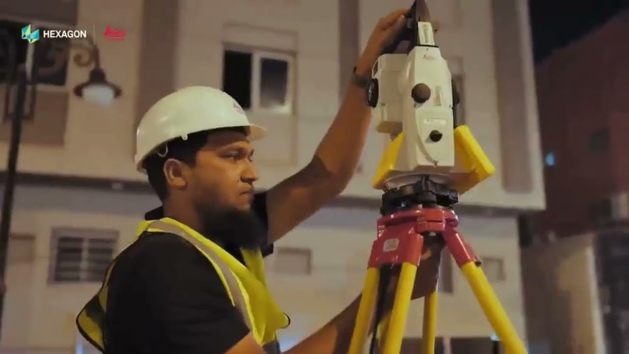 Leica iCON MC1 | Precision Milling & Paving with 3D Machine Control
