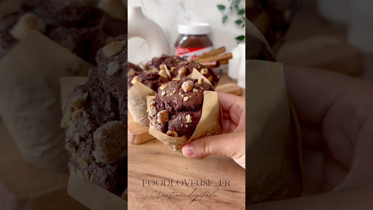 Muffins chocolat c&oelig;ur nutella #p&acirc;tisserie #baking #recipe #muffins #nutella #recette