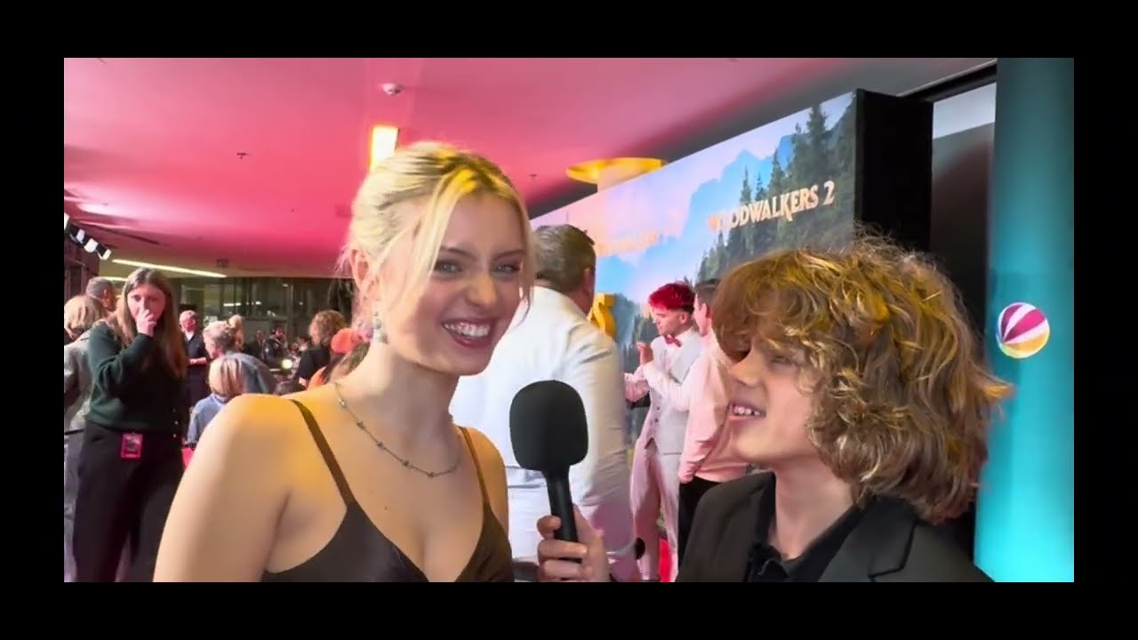 Woodwalkers 2 Filmpremiere - Schauspieler Interviews vom Roten Teppich