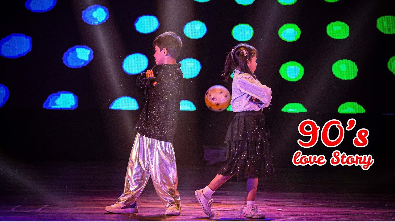 90&rsquo;s Love Story Dance Performance by Kids | Koi Mil Gaya | Kuch Kuch Hota Hai | SRK Magic!
