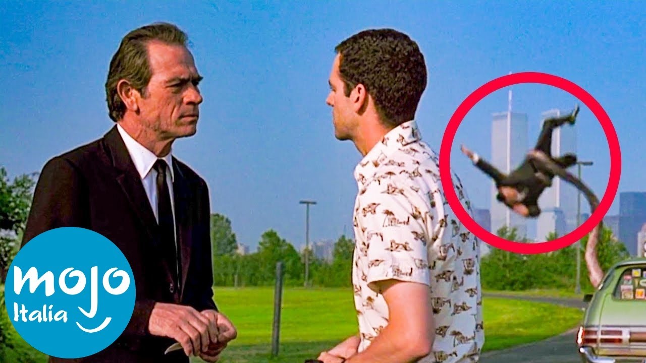 Top 10 SCENE pi&ugrave; DIVERTENTI NASCOSTE sullo SFONDO nei FILM!