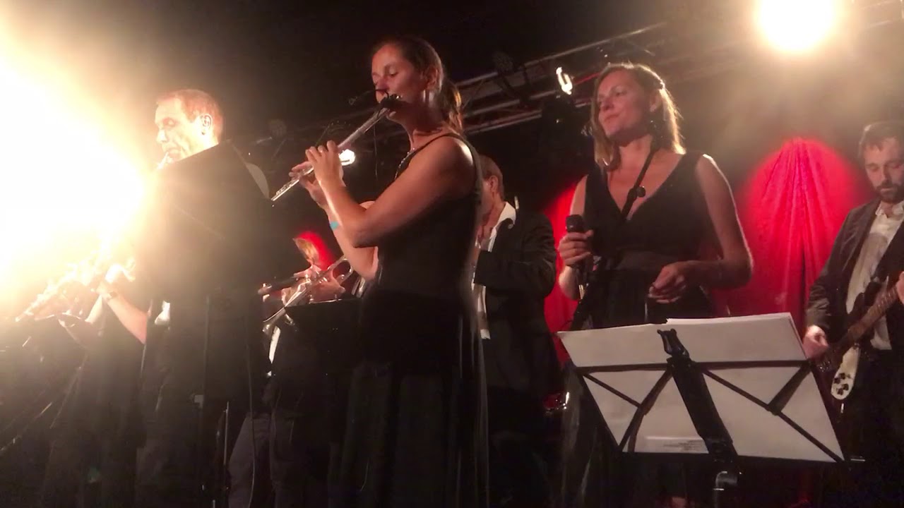 Gott sei dank geht alles schnell vorüber - Bolschewistische Kurkapelle Schwarz Rot - Record Release