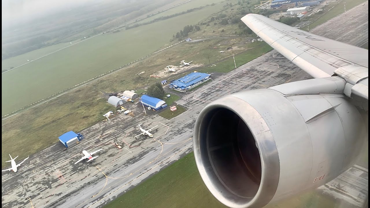 Взлет Boeing 767-200 из Рощино