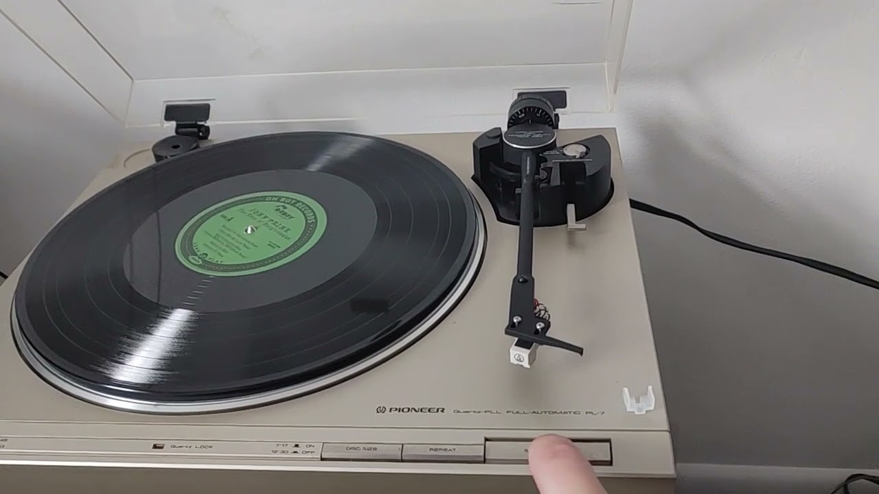 Pioneer PL-7 Turntable Record Player Demonstration Video