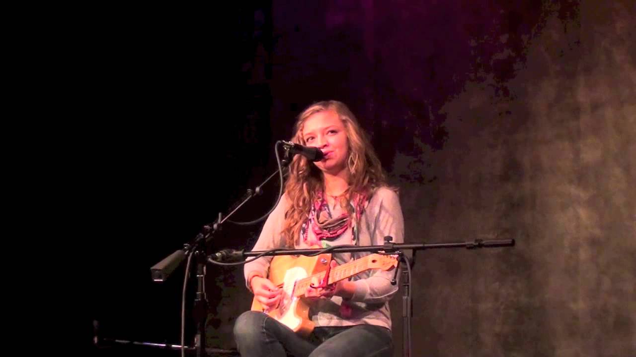 Jesse Mariah Williams - Out of Focus