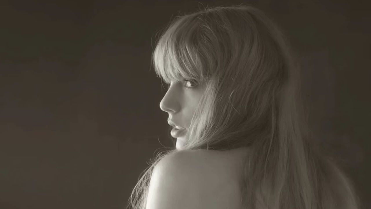 Taylor Swift - My Boy Only Breaks His Favorite Toys (Instrumental with backing vocals, karaoke)