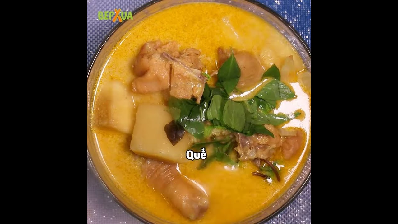 Куриное карри курицы хлеба