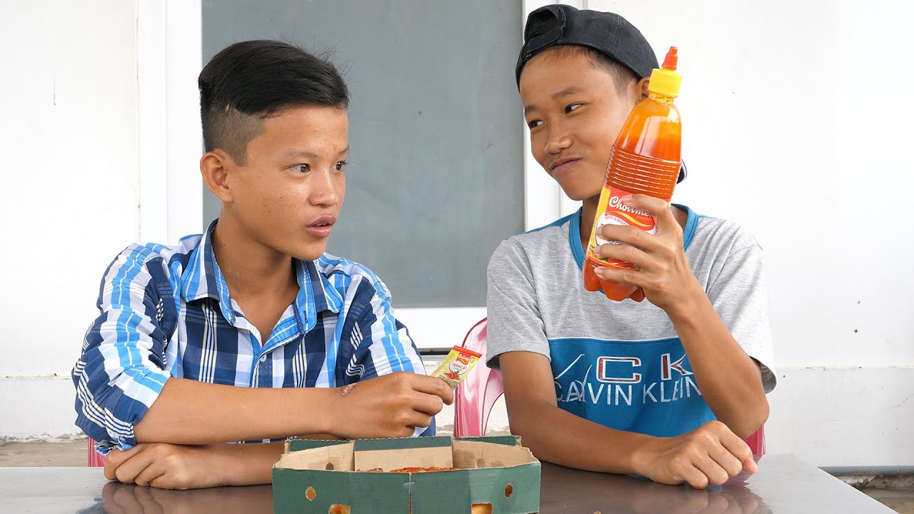 NERF GUN PIZZA HAPPY BATTLE