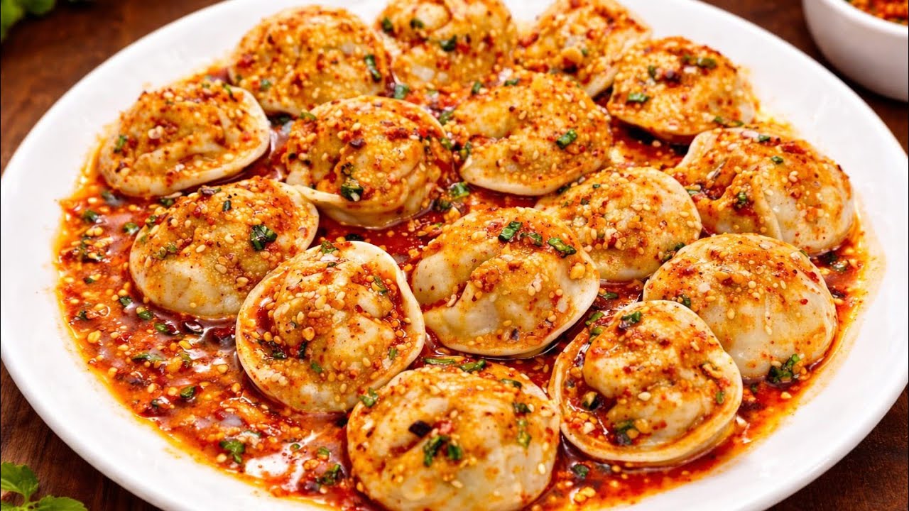 Chicken Momos (Dumplings) With Chilli Oil | How to make Chicken Momos at home
