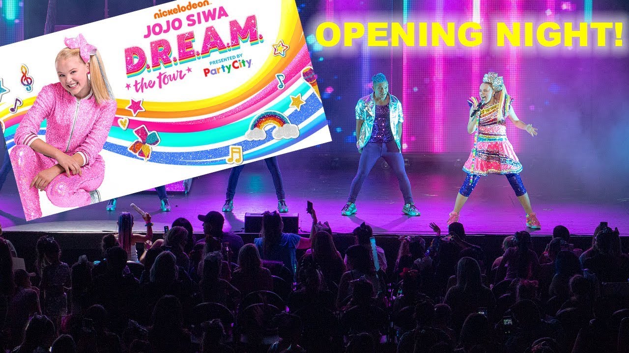 JOJO SIWA'S FIRST TOUR PERFORMACE EVER!!!