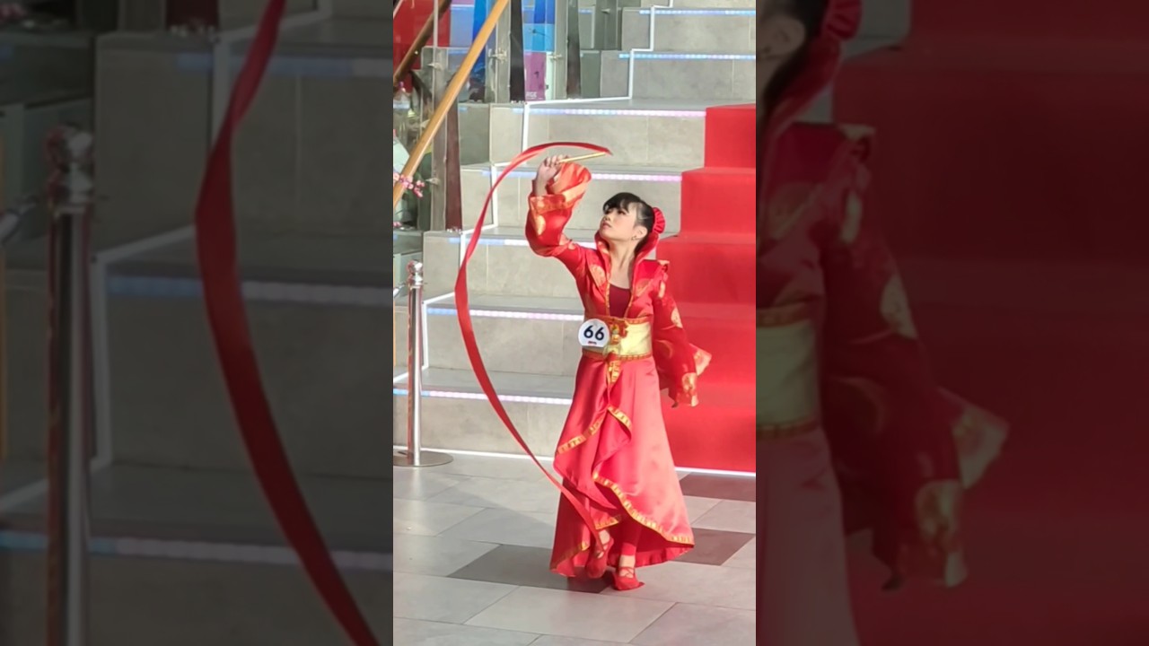 Amazing Kids Fashion Show Featuring Gorgeous Chinese Heritage Dresses #kidsfashion