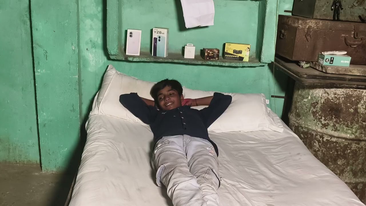 Vinayak sleep stream with big banana man part 19🍌🍌