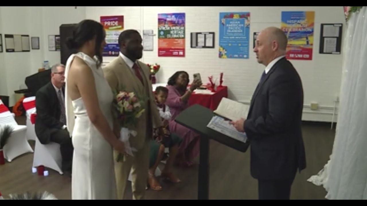 Couples wed at St. Louis City Hall