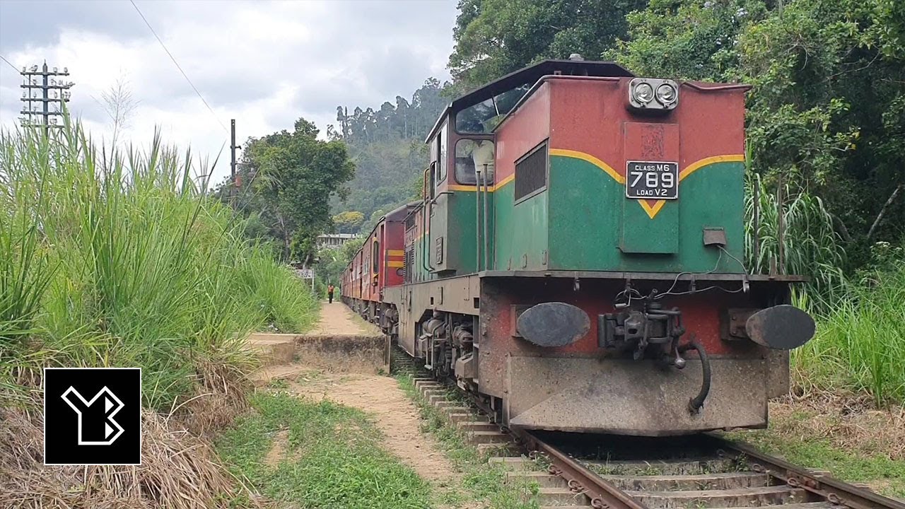 Train Arrival and Departure at Kinigama, Sri Lanka - Class M6 789 in Action