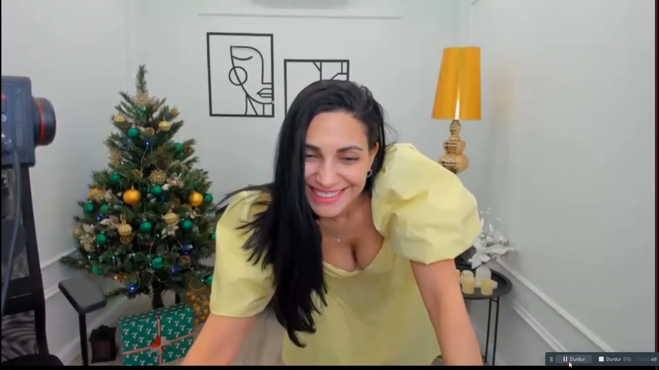 beautiful lady prv striptease show