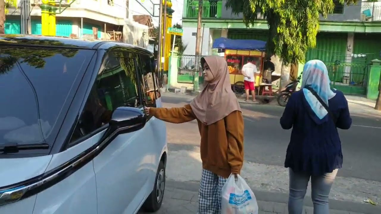 Mencoba Wuling Air EV ke luar kota