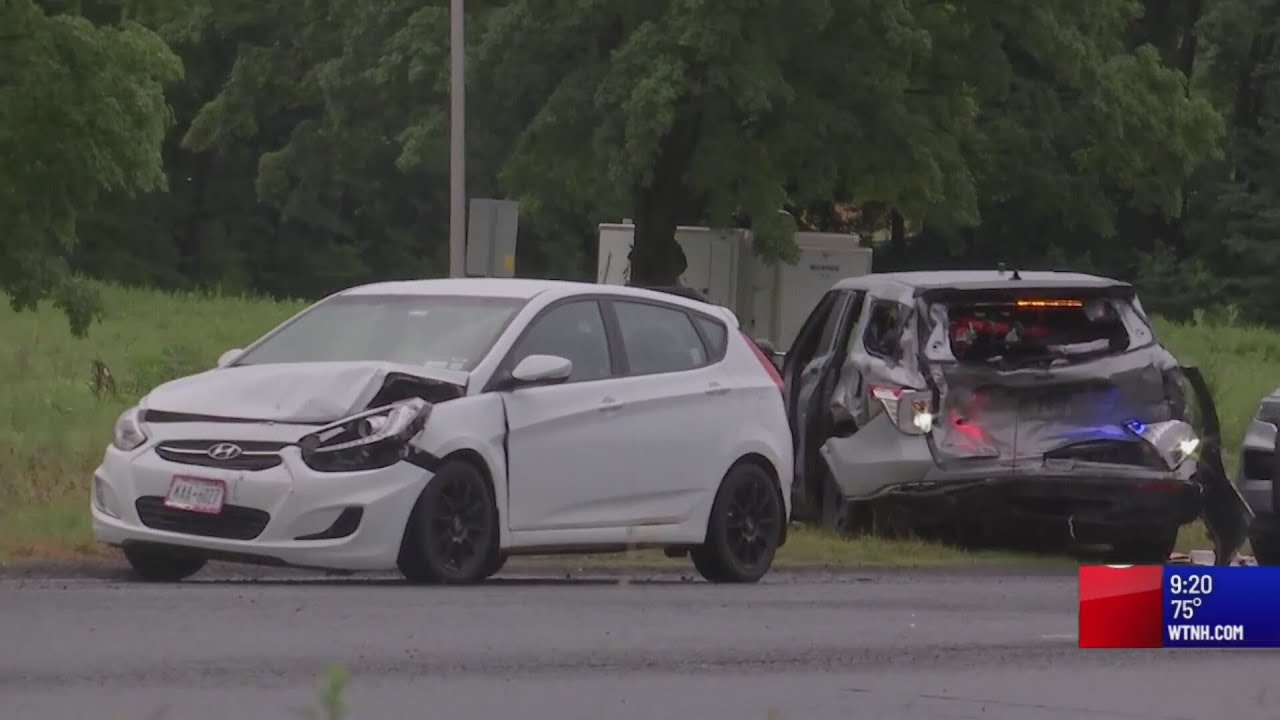 2 Connecticut State Police troopers injured while responding to crash on Interstate 91 North in Enfi