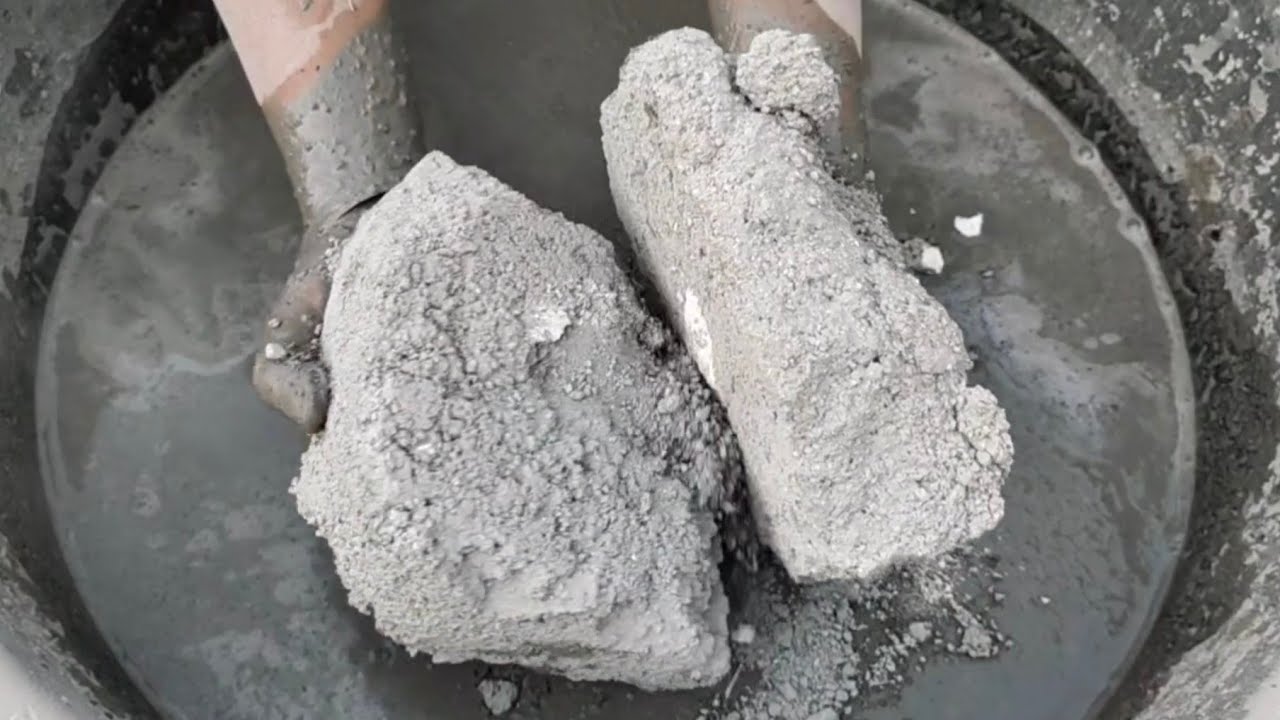 Most favorite crush 🤤sandcement+whiteconcrete crumbling in lot's of water💦 satisfying asasmr 😴
