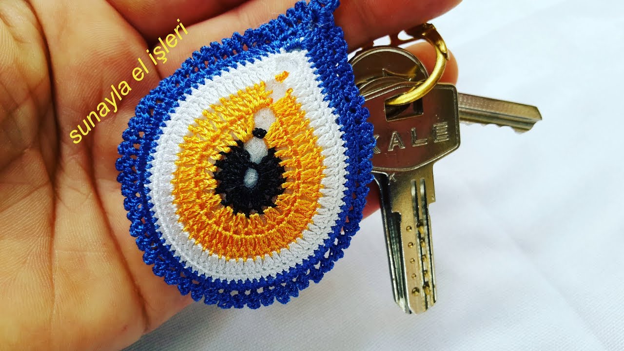 272 Nazar boncuğu motifli anahtarlık yapımı tığ oyası