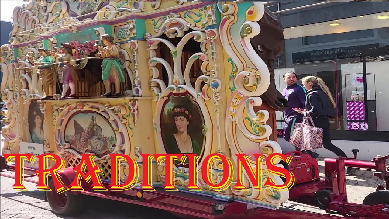 Dutch Barrel Organ, street organ, hand-organ hurdy-gurdy. Journey with the World of Toys. draaiorgel