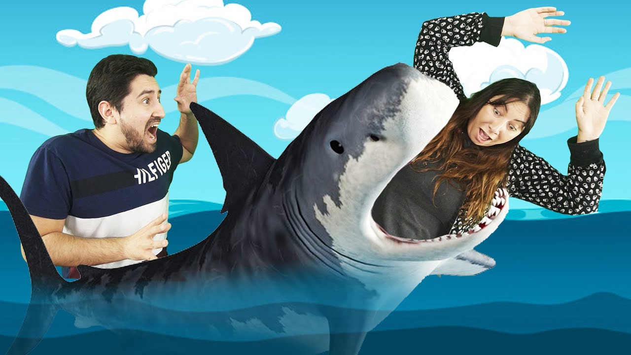 ELA FOI ENGOLIDA POR UM TUBARÃO | ROBLOX Gabriel e Shirley