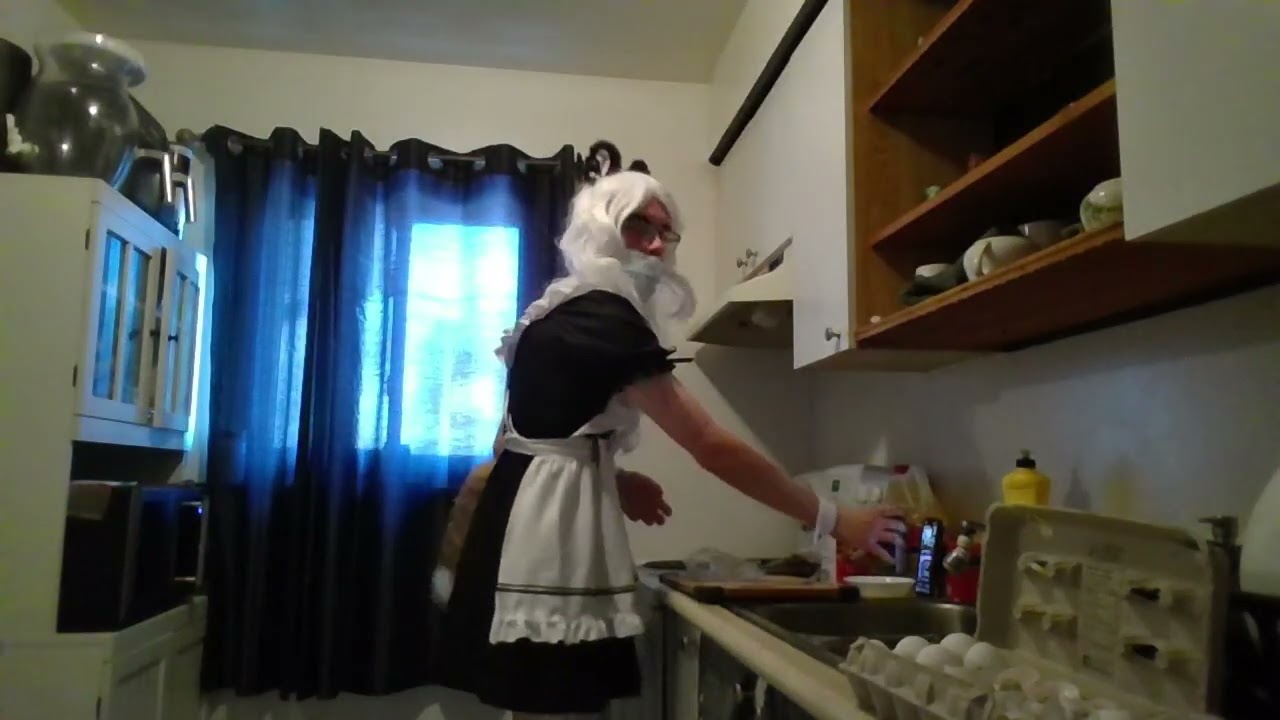 Maid Stream (Let's cook food)   Sorry for poor camera