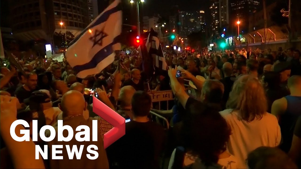 Israelis protest moves to grant Netanyahu immunity, limit Supreme Court
