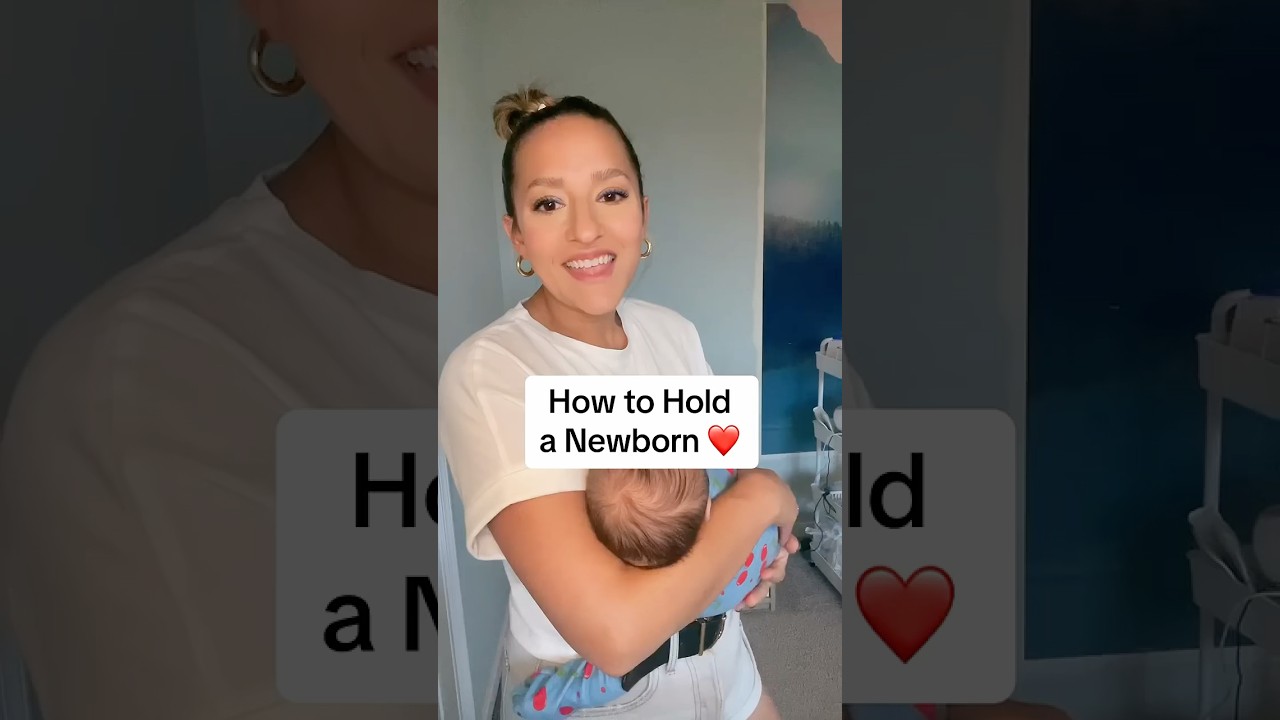 How to hold a newborn! #Pregnancy #Postpartum #Baby #Mom #Nurse #Educational  ￼