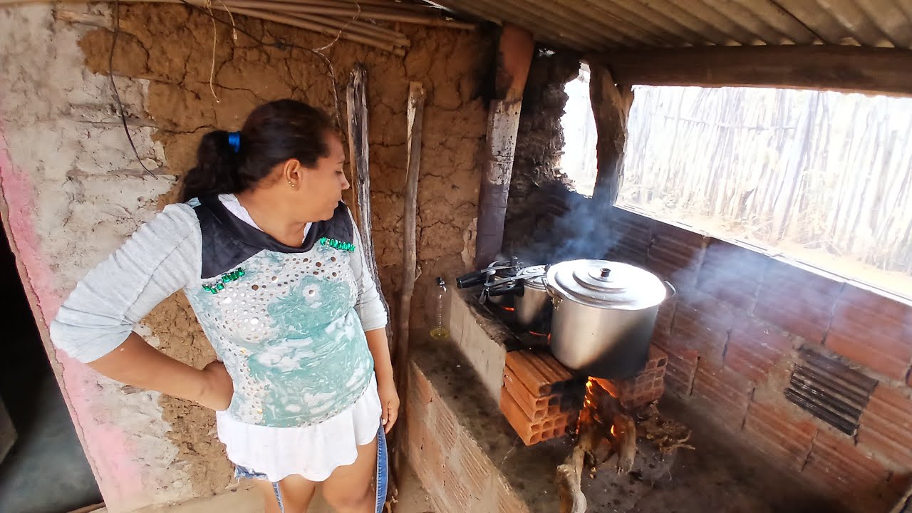 O almoço de hoje foi baião de dois com costela