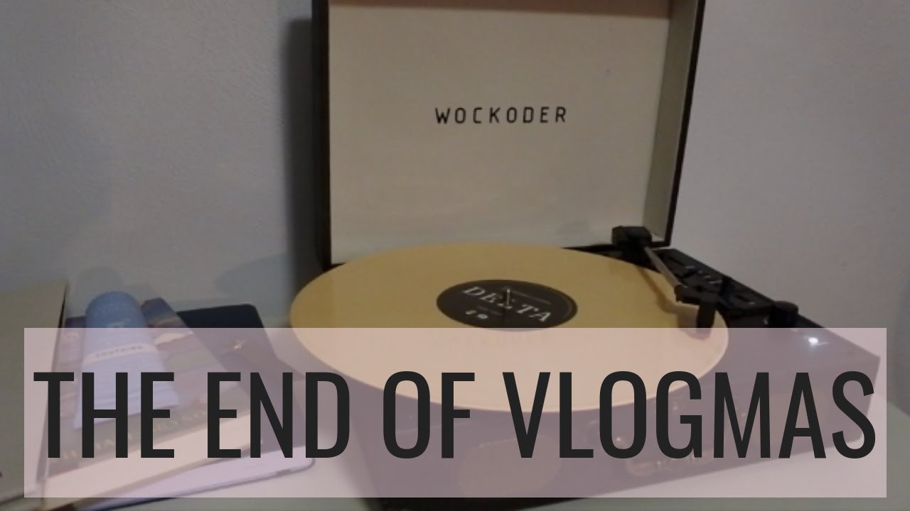 Bargain Shopping on Boxing Day // VLOGMAS 2018