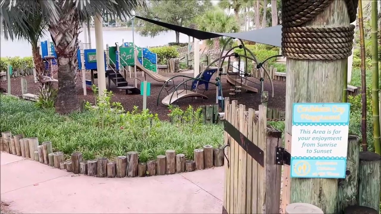 Disney's Caribbean Beach Resort - Walking from the Aruba Rooms to Old Port Royal
