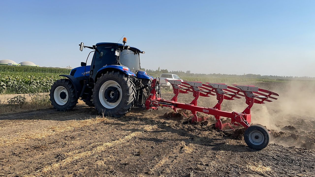 ETKİLEYİCİ ÇEKME GÜCÜ NEW HOLLAND TR6.120