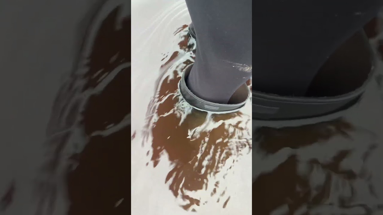 My Zactas rubber boots won&rsquo;t let me flooding them 🤭 (part 2)