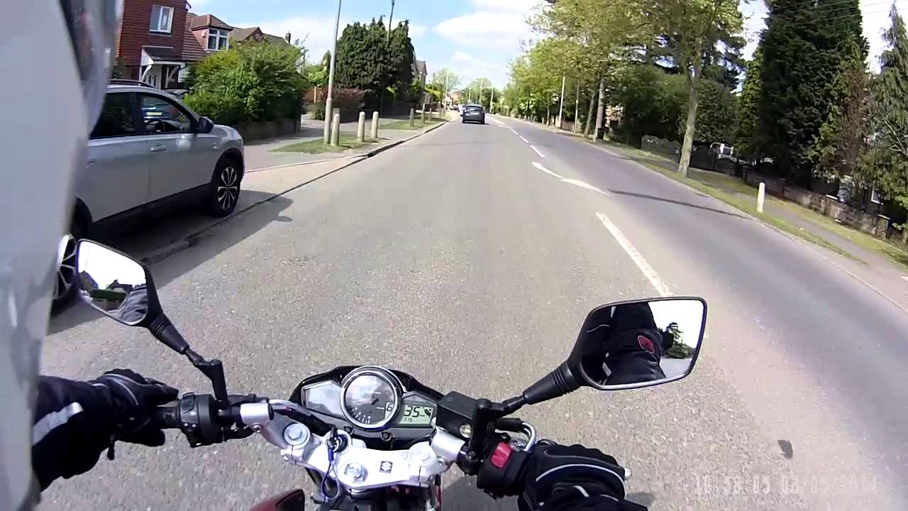Test Ride of a - Suzuki Inazuma 250cc - Bike reveal