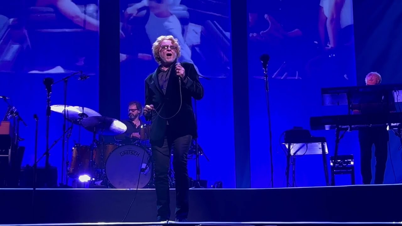 Simply Red - You've Got It - Live in Berlin Mercedes Benz  24 November 2022